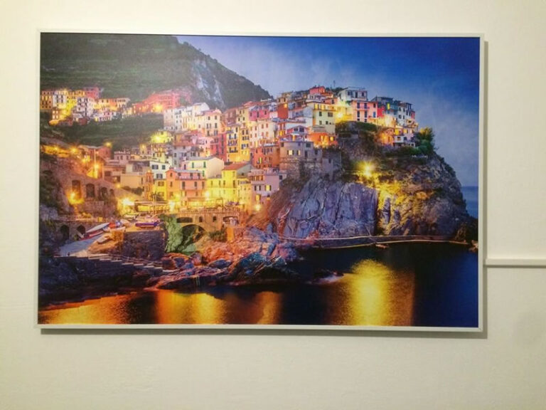 Kunstheizpaneel in den Niederlanden installiert